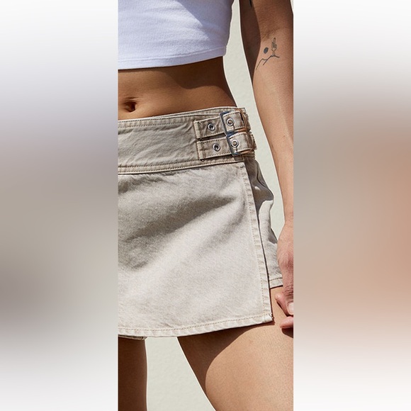 PacSun Beige Low Rise Denim Mini Skort - Picture 5 of 15